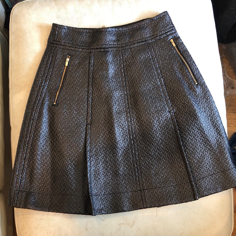 Banana Republic coated black tweed pleated skirt